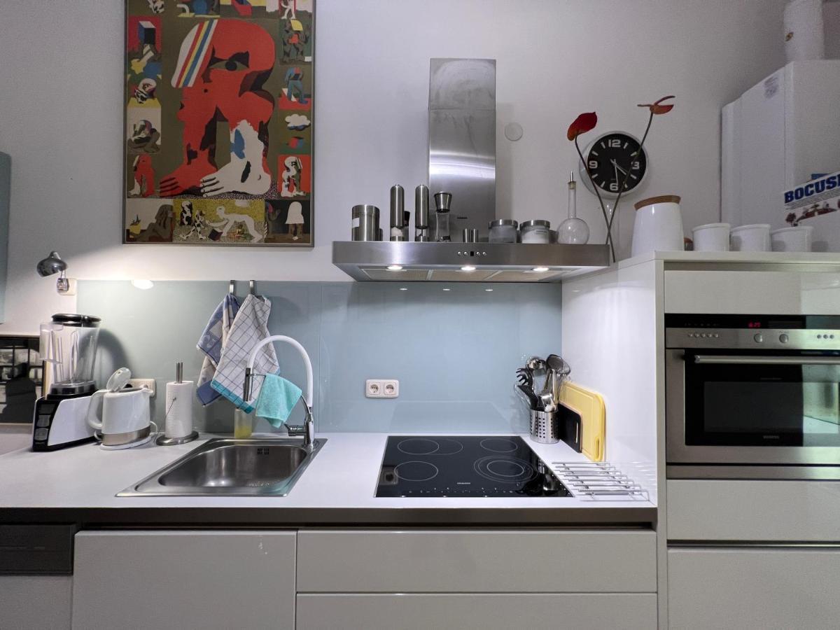 Vienna Design Apartment By Rabe - Kostenfreier Parkplatz & Netflix & Coffee-Bar - Nahe Schloss Schoenbrunn Dış mekan fotoğraf