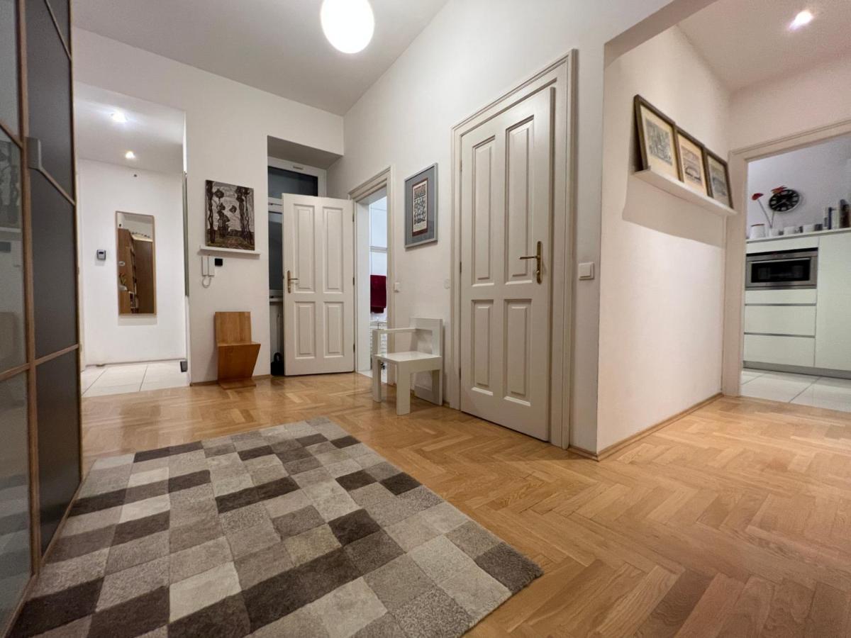 Vienna Design Apartment By Rabe - Kostenfreier Parkplatz & Netflix & Coffee-Bar - Nahe Schloss Schoenbrunn Dış mekan fotoğraf