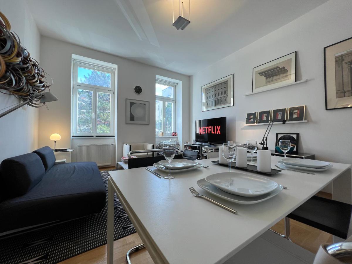 Vienna Design Apartment By Rabe - Kostenfreier Parkplatz & Netflix & Coffee-Bar - Nahe Schloss Schoenbrunn Dış mekan fotoğraf